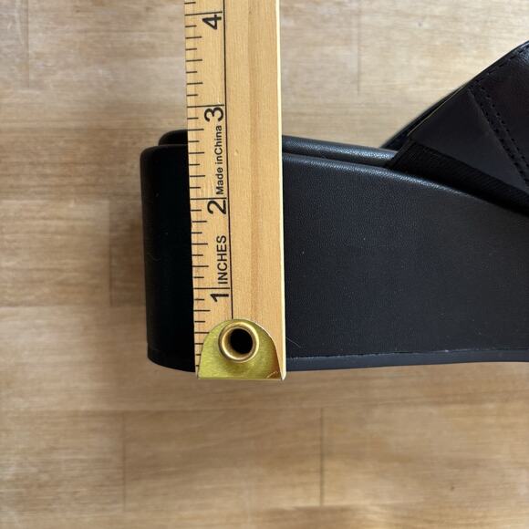 Karl Lagerfeld Studded Charm Platform Gold Black Leather Wedge Sandals 9M NEW - Picture 6 of 10